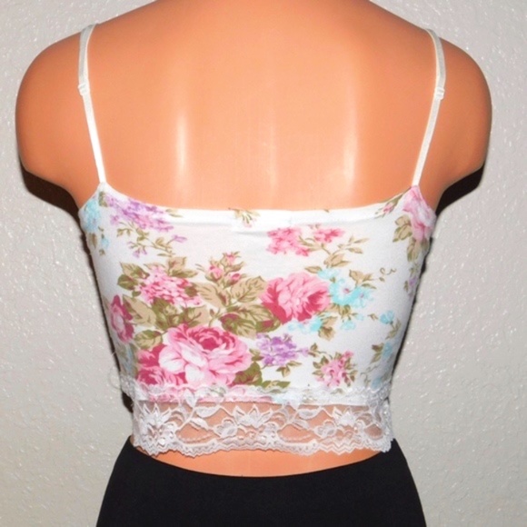 Zenana Outfitters Floral Lace Trim Padded Bralette - Picture 6 of 6